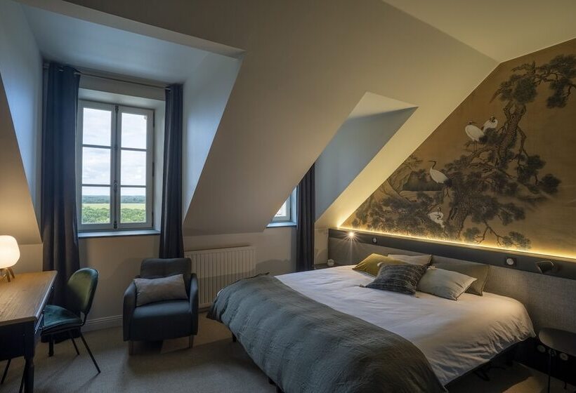 اتاق سوپریور, Le Château Des Forges