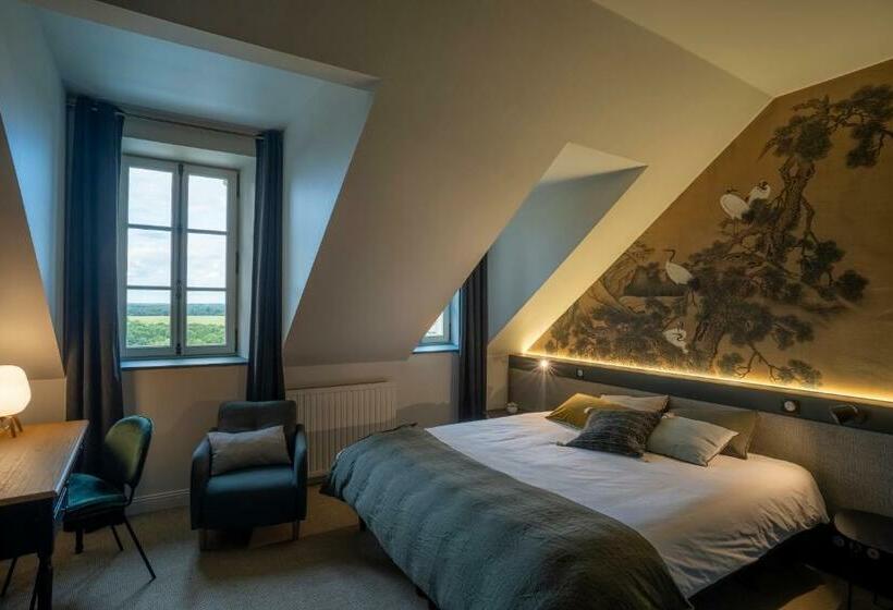 اتاق سوپریور, Le Château Des Forges