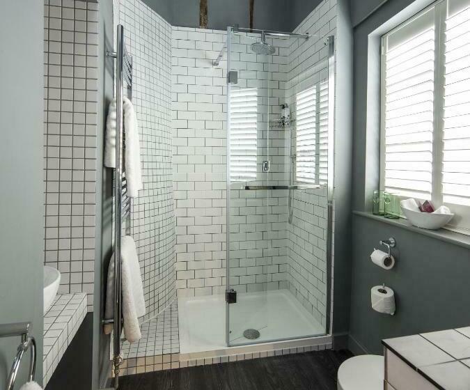 اتاق کلاسیک, Judges Court