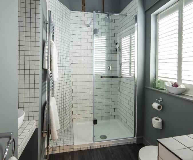 اتاق لوکس, Judges Court