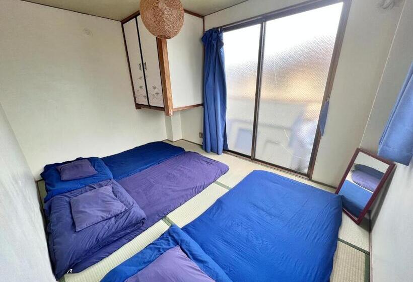 غرفة قياسية ثلاثية, Peace House Sakura