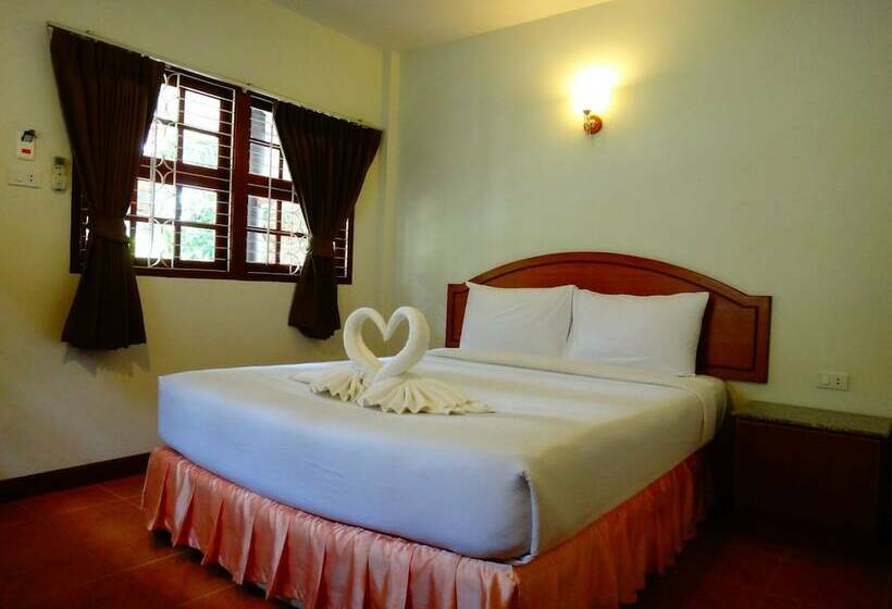 בקתה סטנדרטית, Neptune's Villa