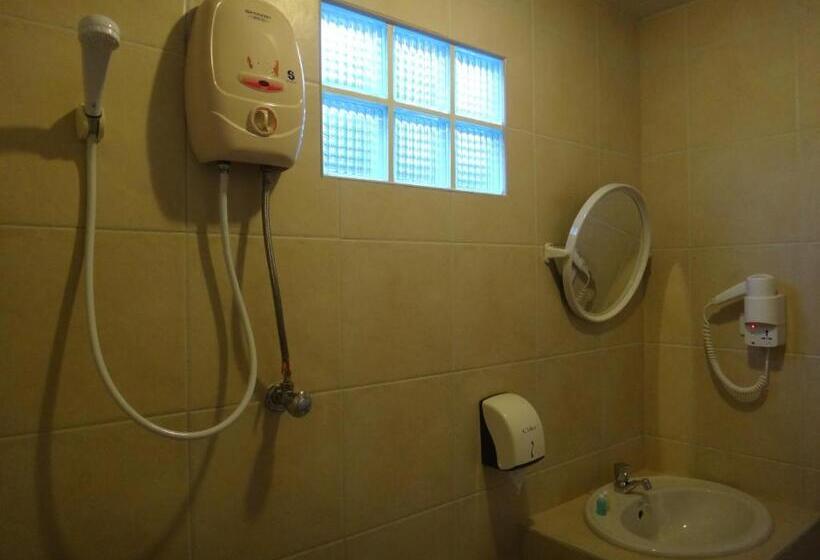 בקתה סטנדרטית, Neptune's Villa