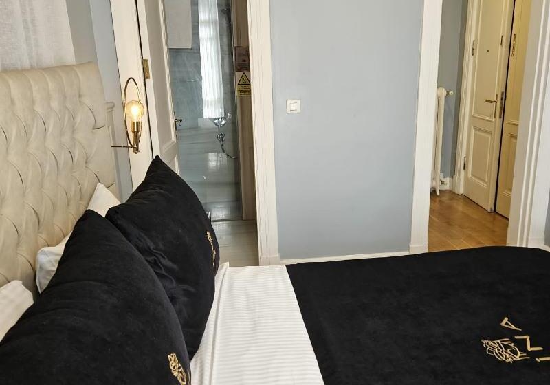 חדר סופריור, Neptune's Villa