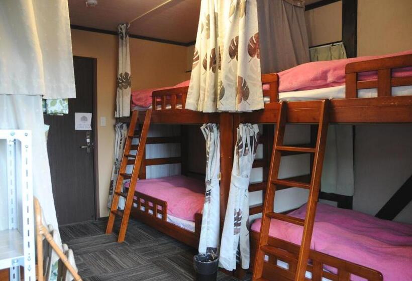 共用浴室的经济型房间, Sakura Guest House