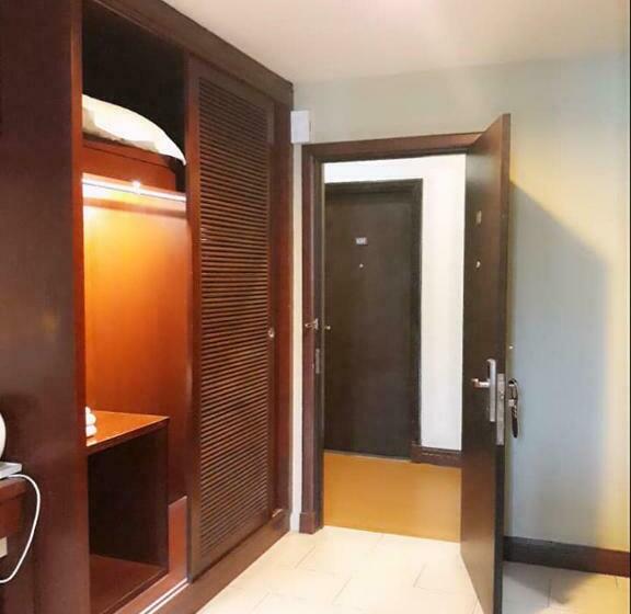 اتاق استاندارد, Ginasuite Kompleks27