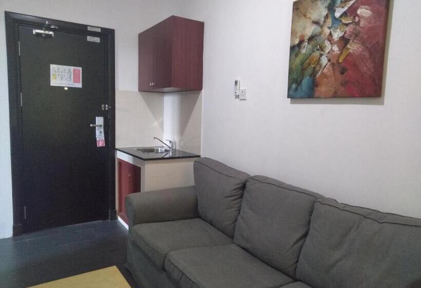 استودیوی استاندارد, Ginasuite Kompleks27