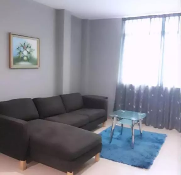 سوییت, Ginasuite Kompleks27