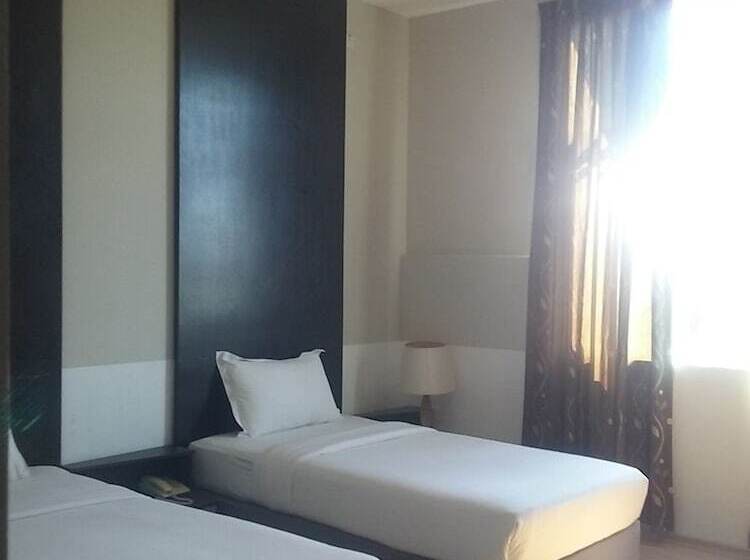 اتاق استاندارد, Ginasuite Kompleks27