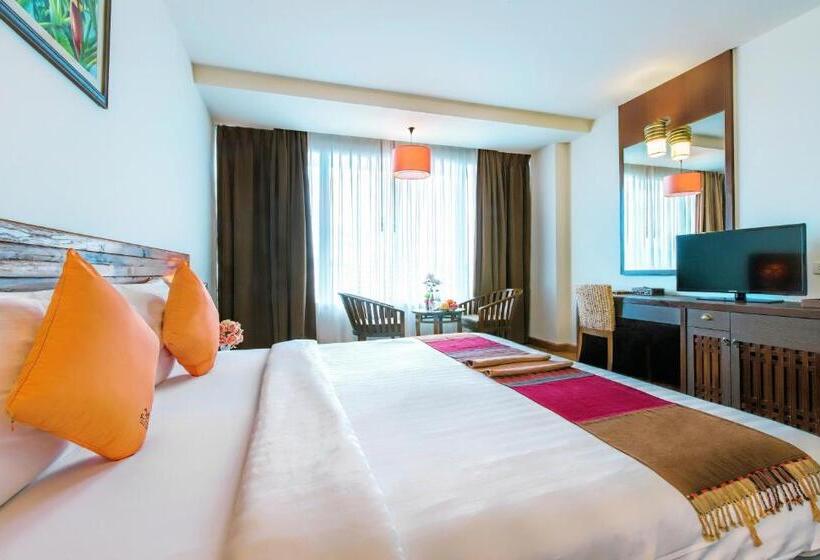 디럭스 룸, Buri Sriphu