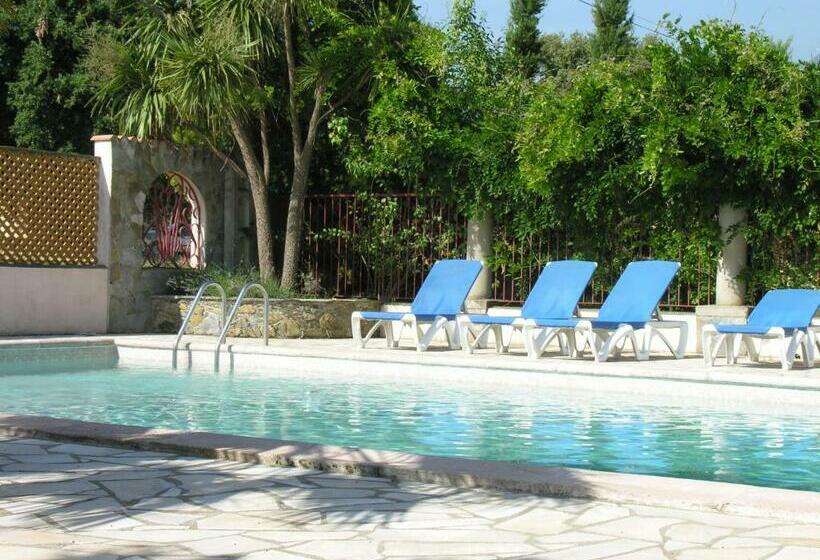 غرفة قياسية مزوَّدة بتراس, Chambres D Hôtes Le Clos Des Oliviers