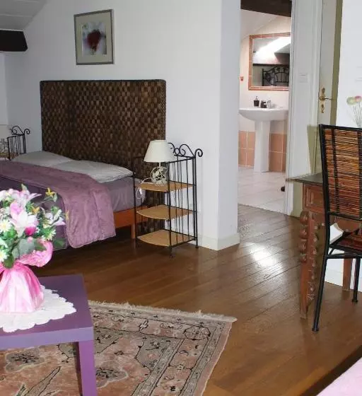 اتاق استاندارد سه نفره, Chambres D Hôtes Le Clos Des Oliviers