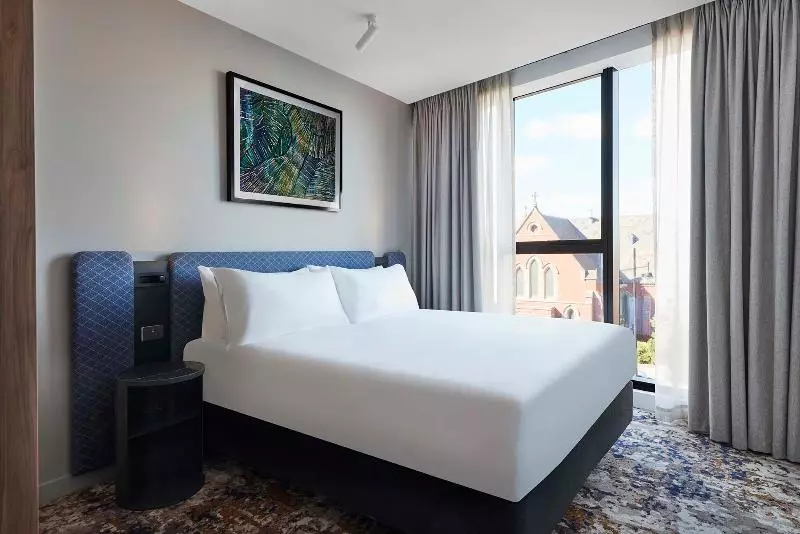 身障者適用キングサイズベッドルーム, Cobblestone Inn & Suites  Corry