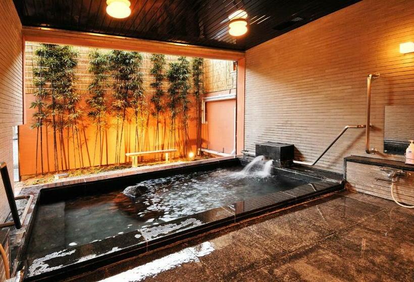 Quarto Estandar Banheiro Compartilhado, Hana No Shizuku