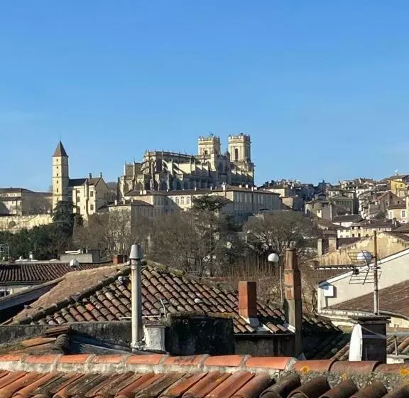 Standard Kolmen Hengen Huone, Le Relais De Gascogne