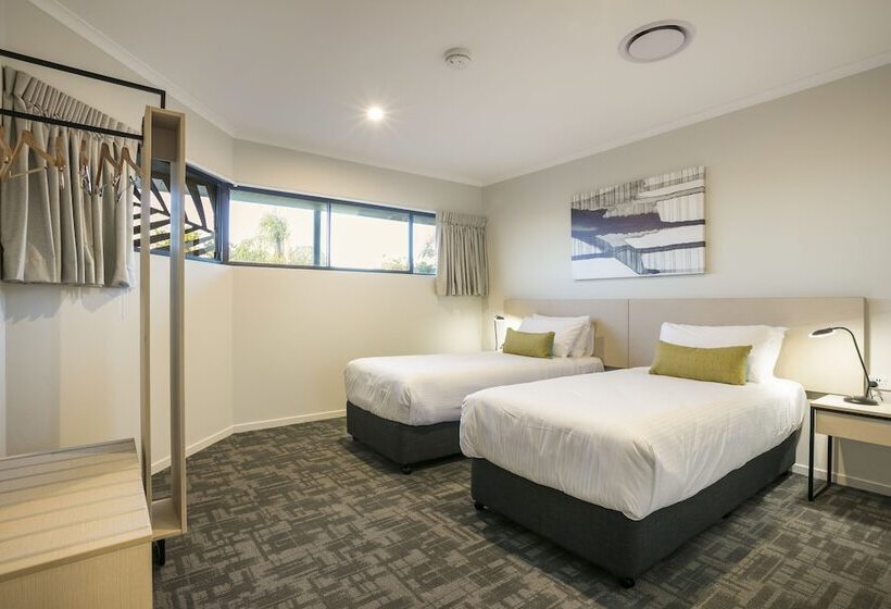 شقة 3 غرف, Nightcap At Kawana Waters