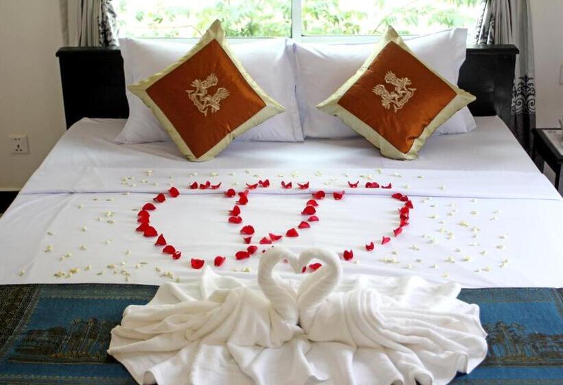 اتاق لوکس, Parent Heritage Angkor Villa