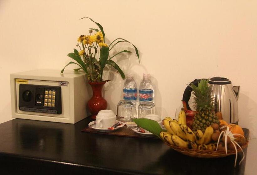 اتاق خانوادگی, Parent Heritage Angkor Villa