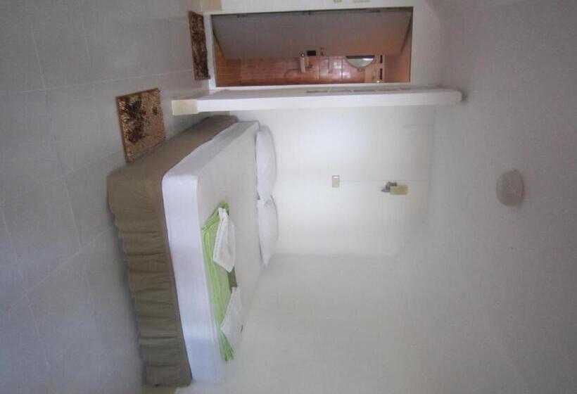 Бунгало Стандарт, Pine Bungalow