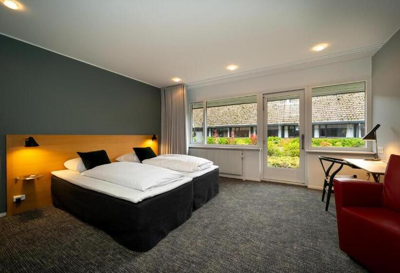 ビジネスルーム, Skanderborg Park