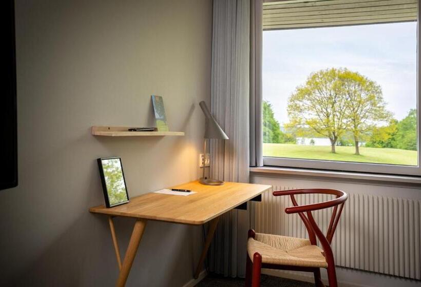 スタンダードシングルルーム, Skanderborg Park