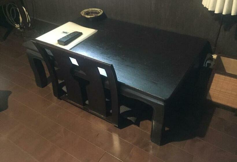 غرفة إقتصادية, Takeyaso Ryokan