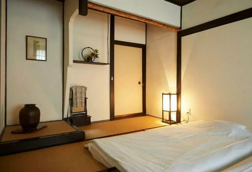 バスルーム共有のトリプルスタンダード, Takeyaso Ryokan
