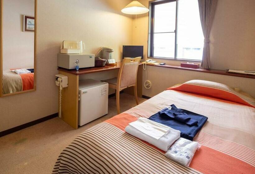 标准间, Tamai Bekkan