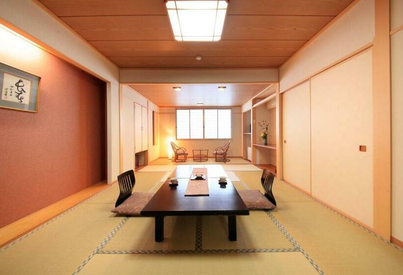 标准间, Tsubakino