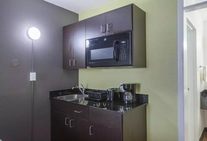 スーペリアールーム, Travelodge By Wyndham Baton Rouge East