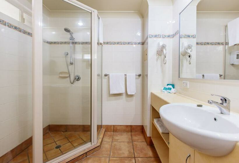 استودیو ساده, Shamrock Gardens Motel