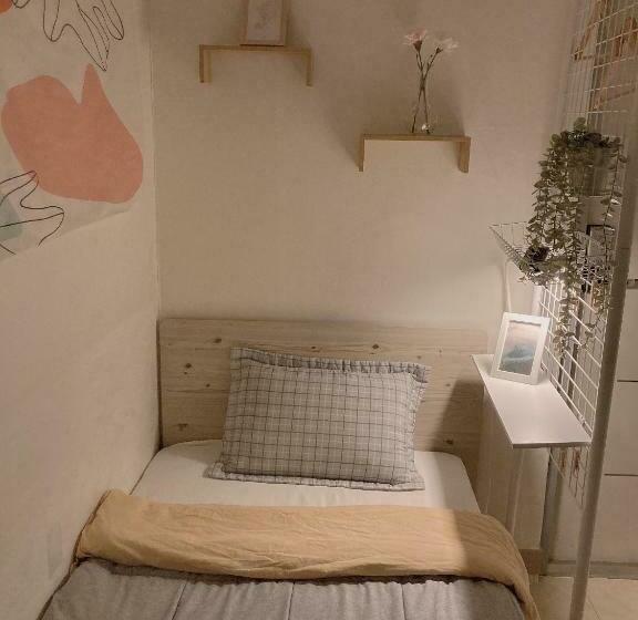 スタンダードシングルルーム, Yakorea Hostel Dongdaemun