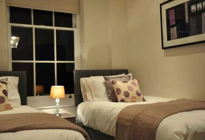 ２ベッドルームアパートメント, Andover Apartments