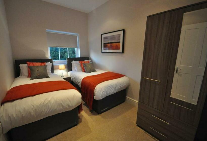 Апартаменты 2 Спальни, Andover Apartments