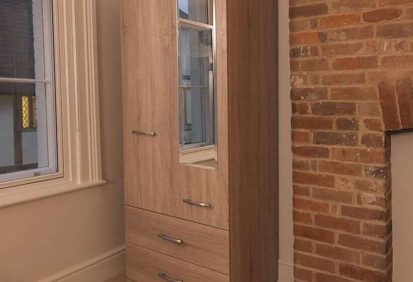 Апартаменты 1 Спальня, Andover Apartments