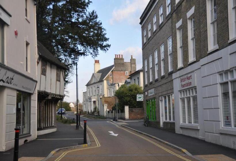 Апартаменты 2 Спальни, Andover Apartments