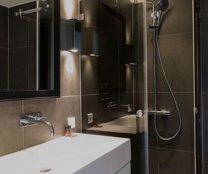 Номер Executive, B Aparthotel Kennedy