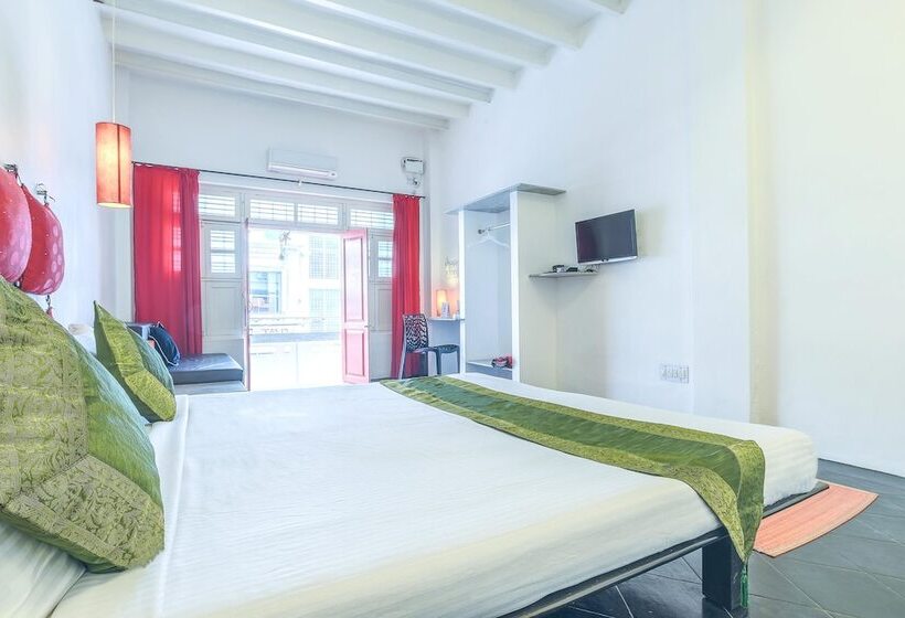 Deluxe Kamer, Itsy Hotels Red Lotus Heritage, Promenade Beach