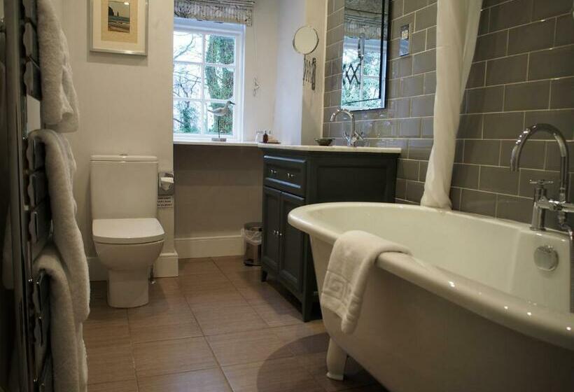 غرفة سوبيريور, The Factor's House