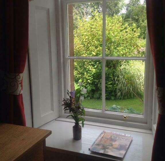 غرفة قياسية سرير كينج, The Factor's House