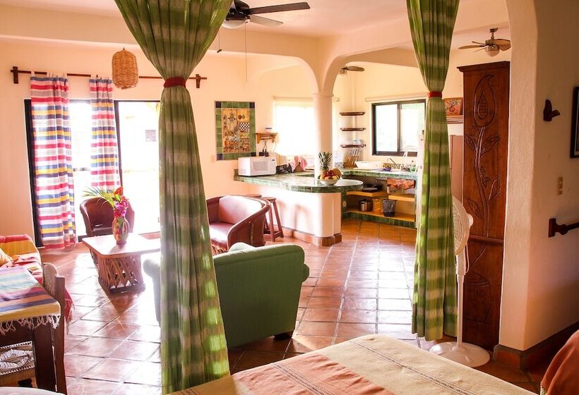 דירת חדר נוף לים, Casamar Suites