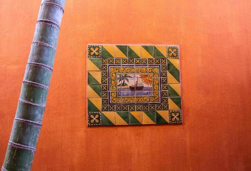 סוויטה, Casamar Suites