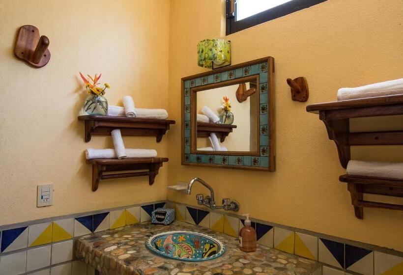 סטודיו קלאסי, Casamar Suites