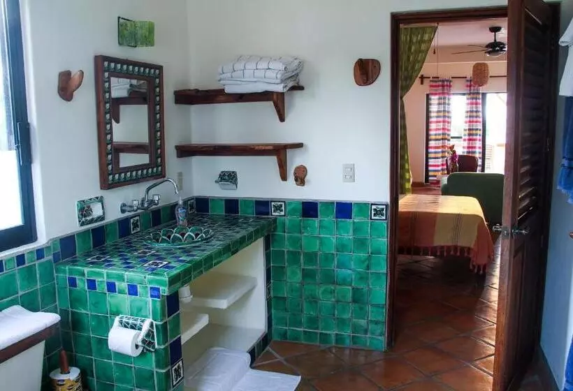 آپارتمان 1 خوابه با چشمانداز دریا, Casamar Suites