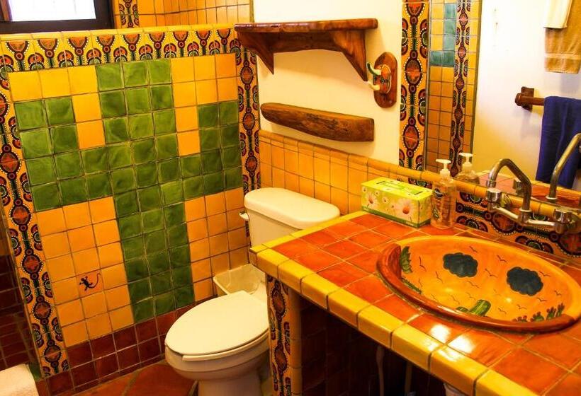 דירת חדר בקומת קרקע, Casamar Suites