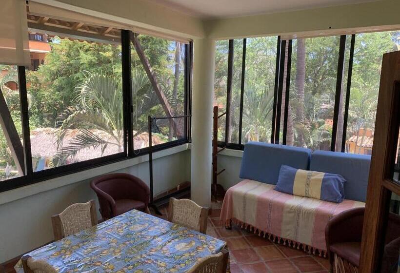 דירת חדר, Casamar Suites