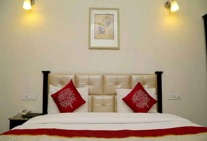 اتاق کلاسیک, Akashdeep 22