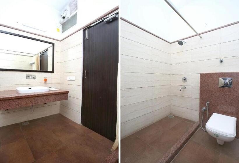 Pokój Deluxe, Akashdeep 22