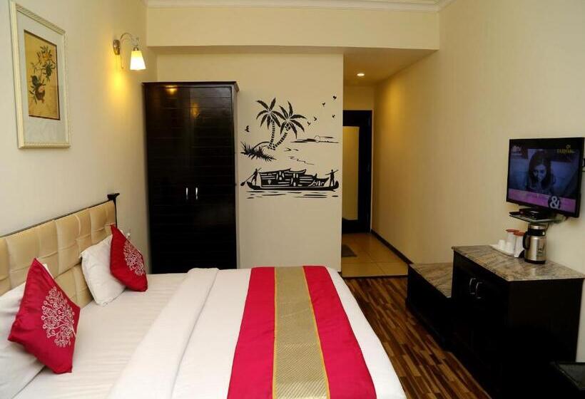 Pokój Deluxe, Akashdeep 22