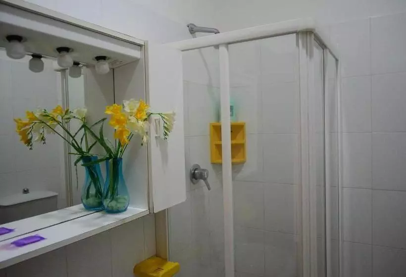 Huoneisto 2 Makuuhuonetta, Residenza Alberghiera Italia